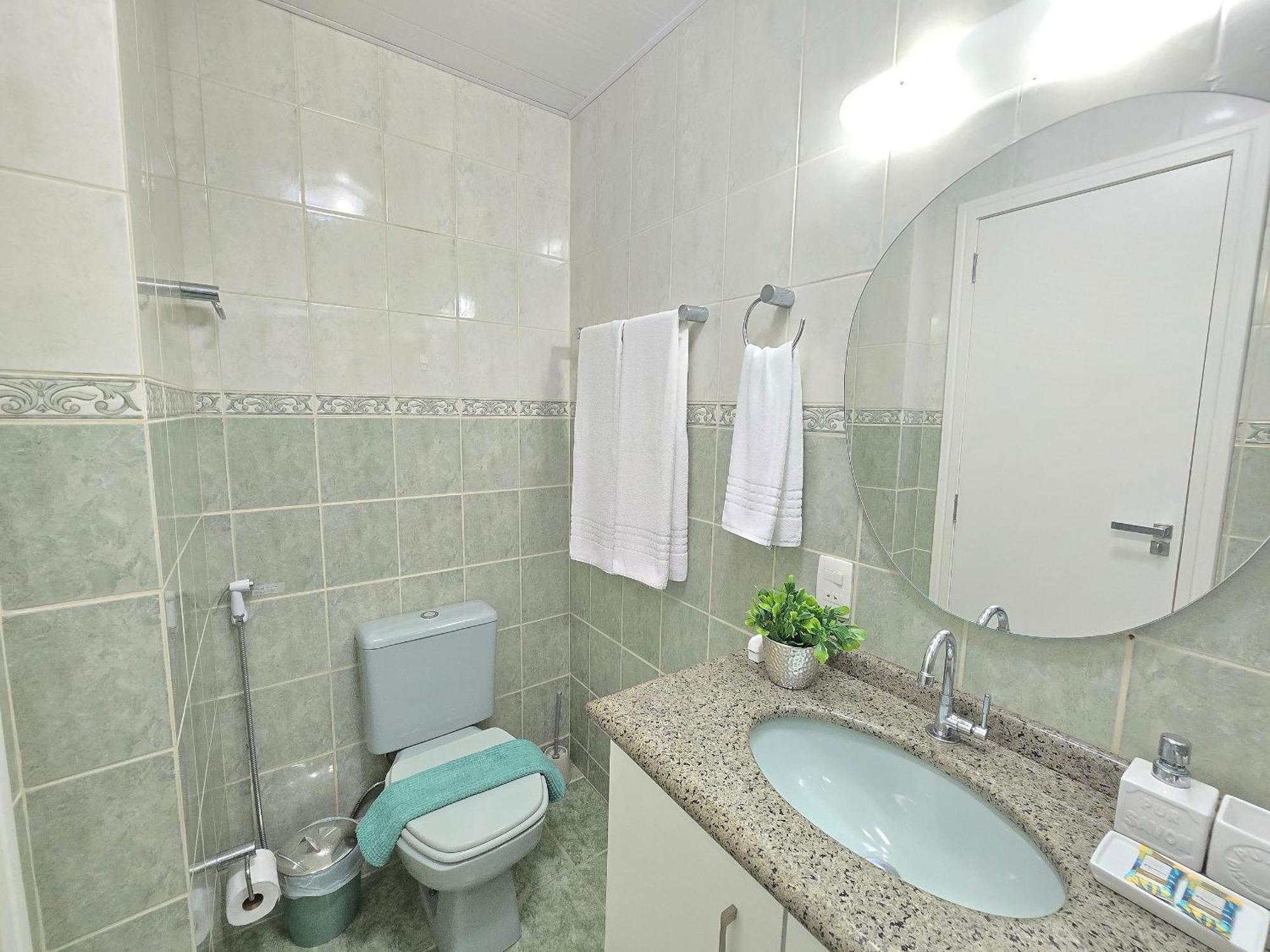 1003 - Vista Mar - 2 Quartos - Garagem Apartamento Balneario Camboriu